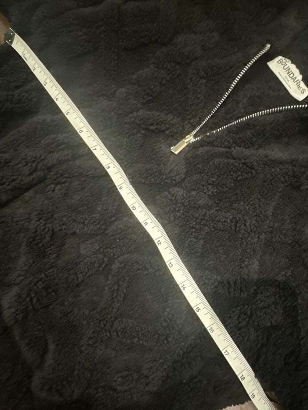 No Boundaries Black Faux Fur Textured Zip-Up Hoodie - Picture 4 of 5